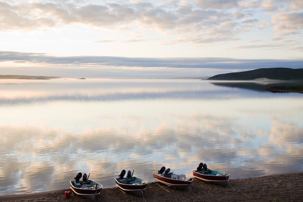 Peterson'S Point Lake Lodge Yellowknife Exteriér fotografie